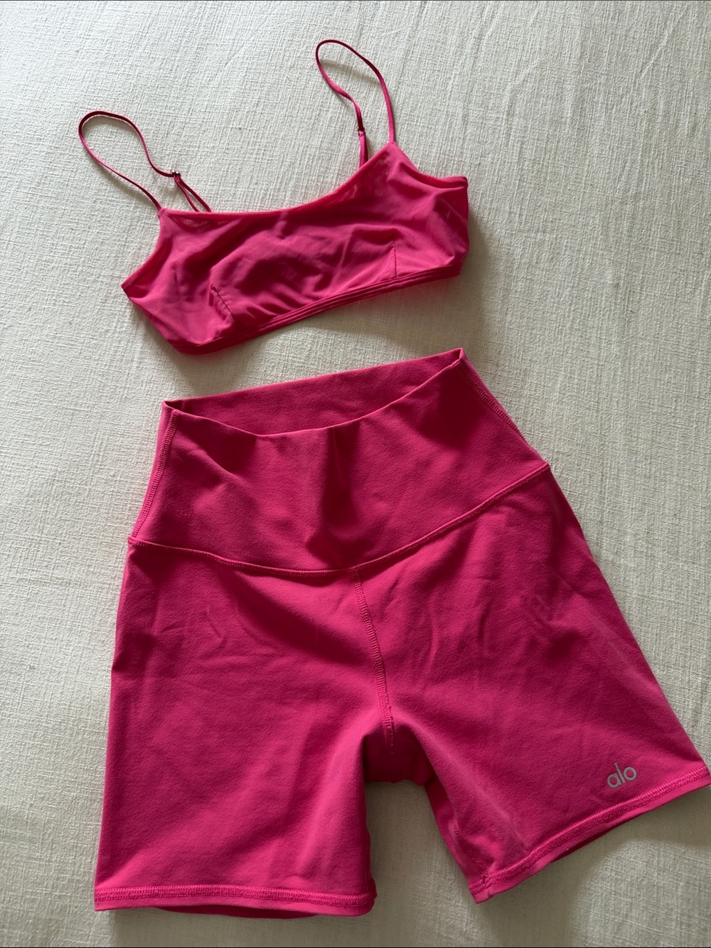 💗 Alo Yoga Hot Pink Matching Workout Set – Size Small